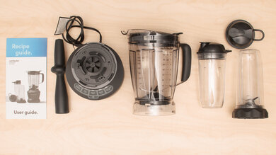 https://www.rtings.com/assets/products/K6C55oAQ/nutribullet-blender-combo/in-the-box-small.jpg